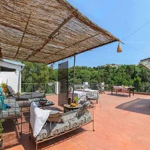  Apartamento Sleep And Terrace Loft In Sant Daniel España